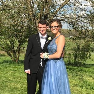 Meet your Posher, Kara